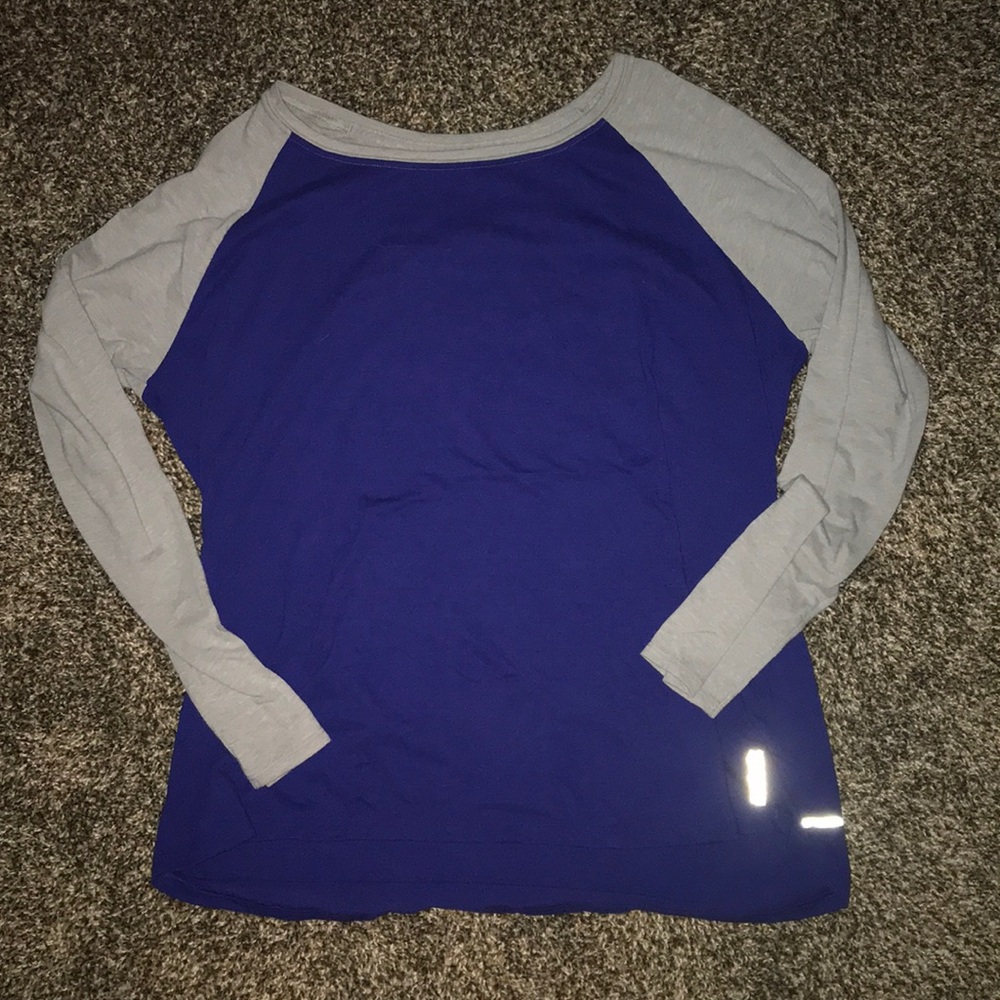 Baseball tee